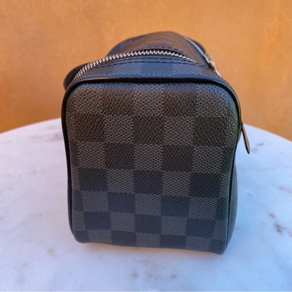 SOLD Louis Vuitton Damier Graphite Toiletry Zipper Pouch - Picture 7 of 15